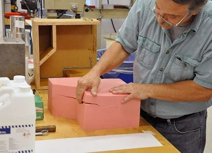 Remove Cast Part from Mold Remove Cast Part from Mold